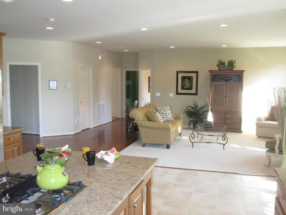 14708 Bell Tower Road Woodbridge, VA 22193 - Photo 12 of 30 Interior (General)