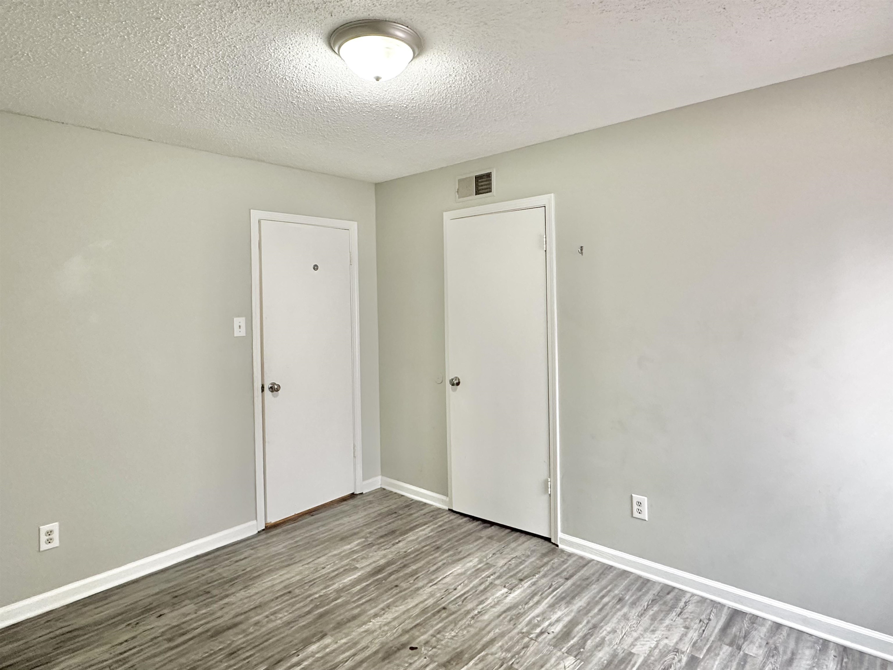 2065 Goldbrier Lane, Unit 2067 Memphis, TN 38134 - Photo 15 of 22 a view of an empty room