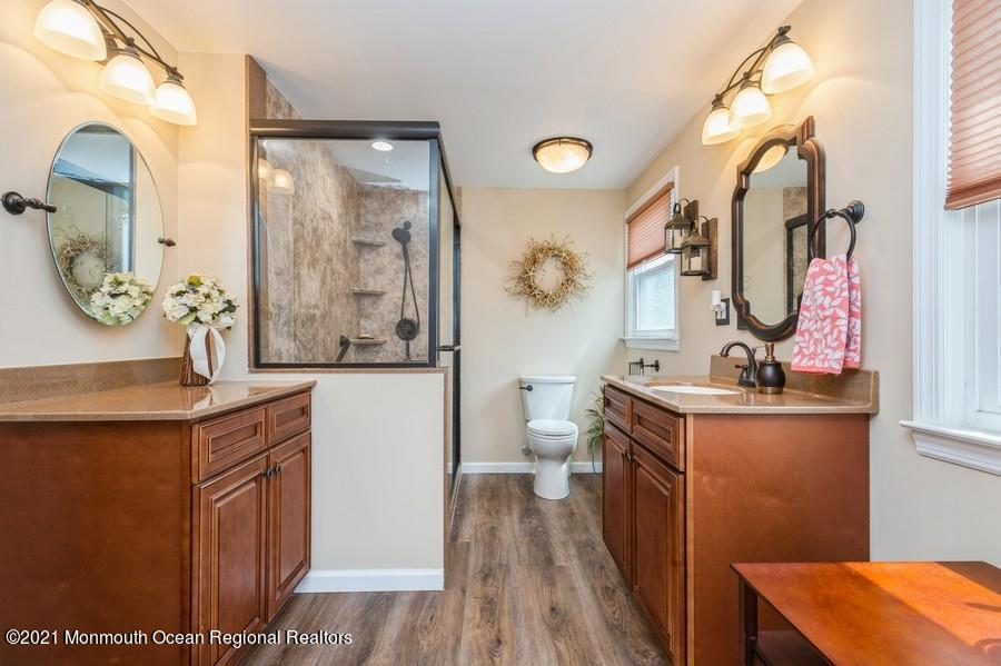 205 Stillhouse Road Millstone Township, NJ 08510 - Photo 21 of 39 21_205StillhouseRoad_168_PrimaryBathroom