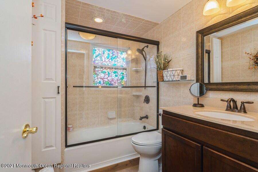 205 Stillhouse Road Millstone Township, NJ 08510 - Photo 27 of 39 27_205StillhouseRoad_8_Bathroom_LowRes