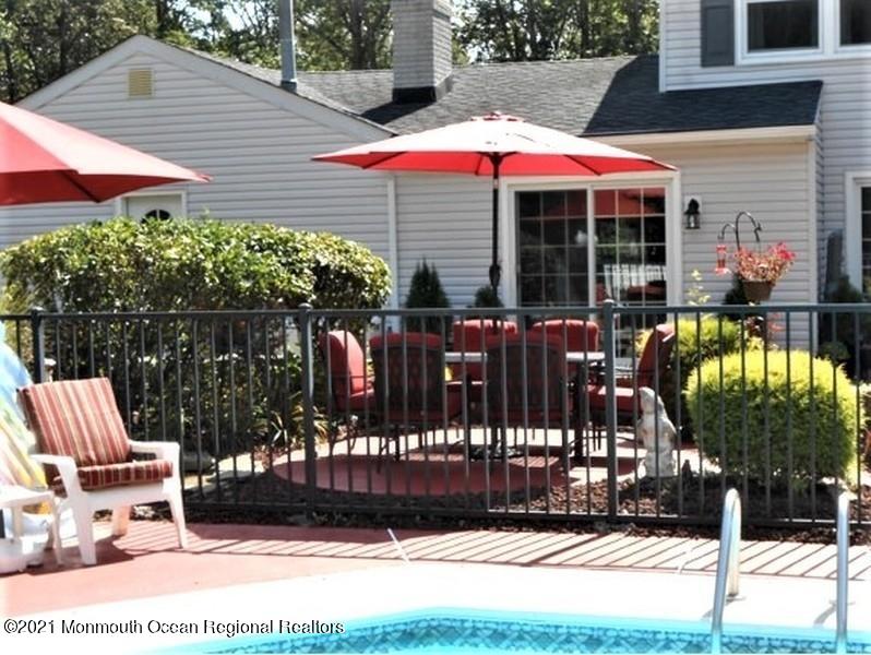 205 Stillhouse Road Millstone Township, NJ 08510 - Photo 32 of 39 32_205StillhouseRoad_900005_LowRes
