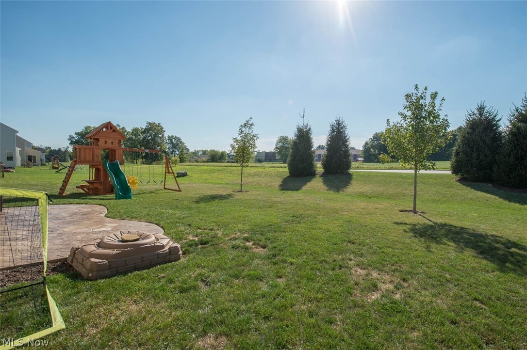 4243 Whitestone Road Kent, OH 44240 - Photo 2 of 17 Gallery Image 2