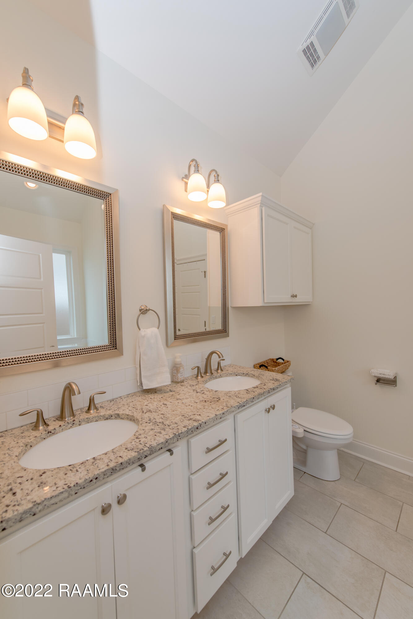 142 Rue Village Maurice, LA 70555 - Photo 18 of 37 Master Bathroom