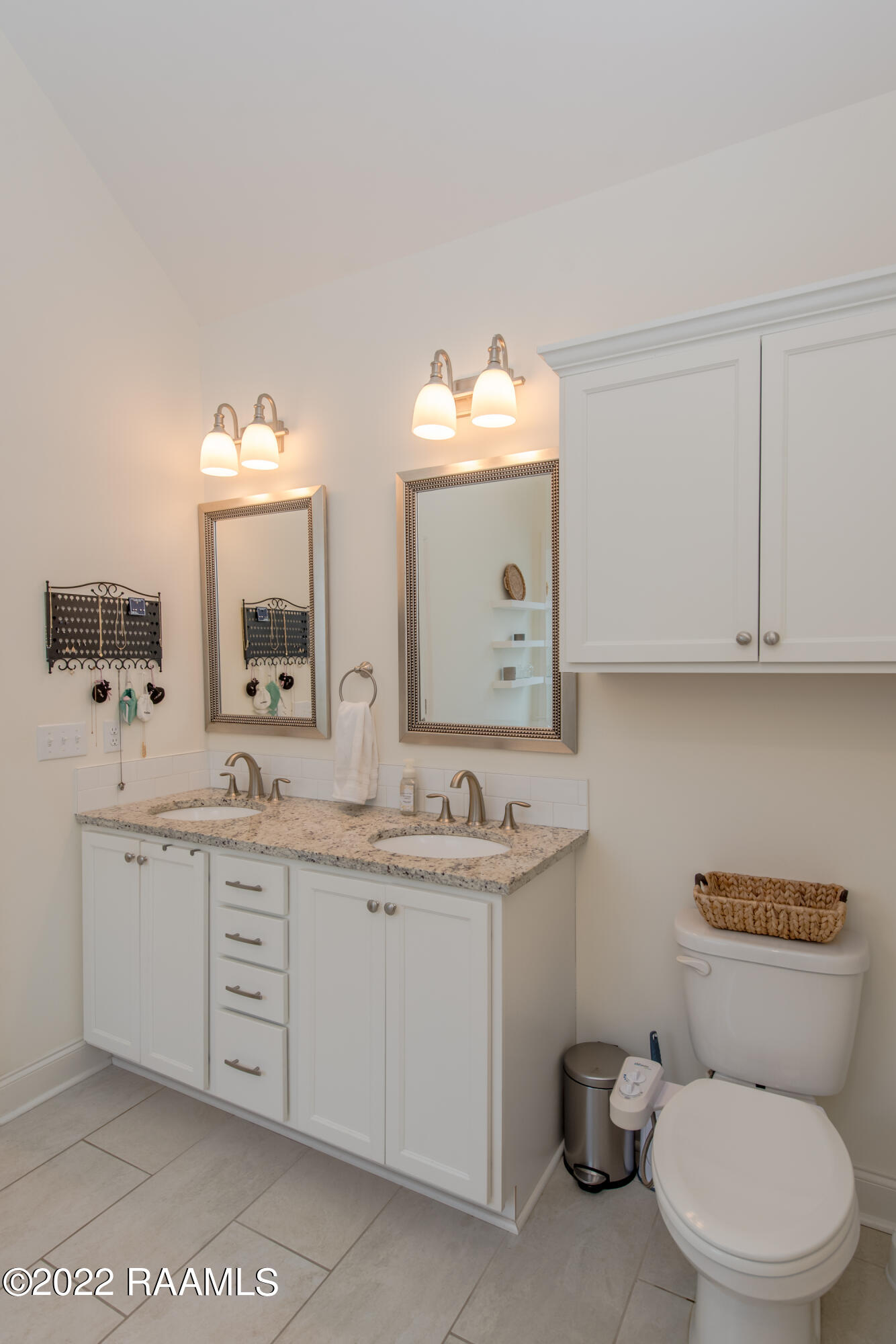142 Rue Village Maurice, LA 70555 - Photo 21 of 37 Master Bathroom