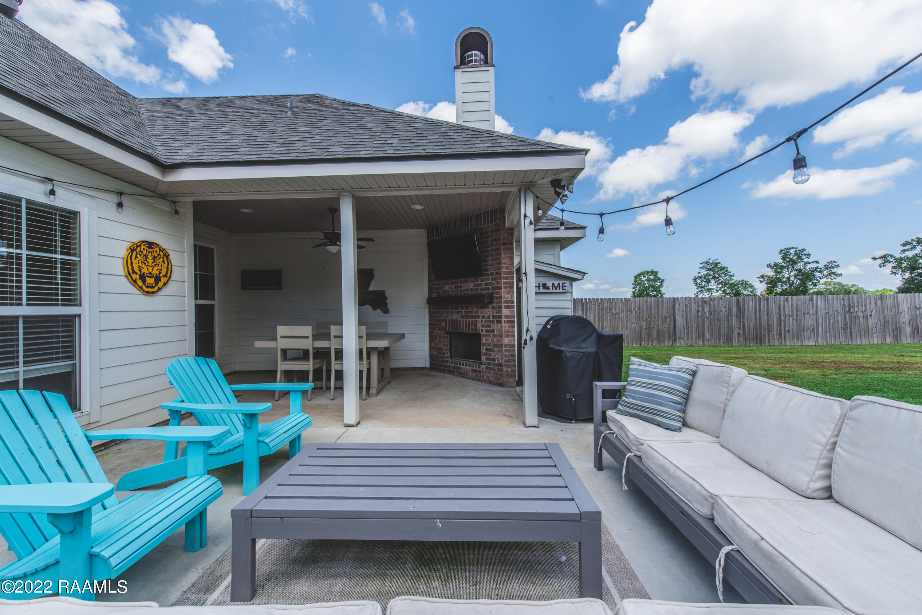 142 Rue Village Maurice, LA 70555 - Photo 31 of 37 Extra Patio Area