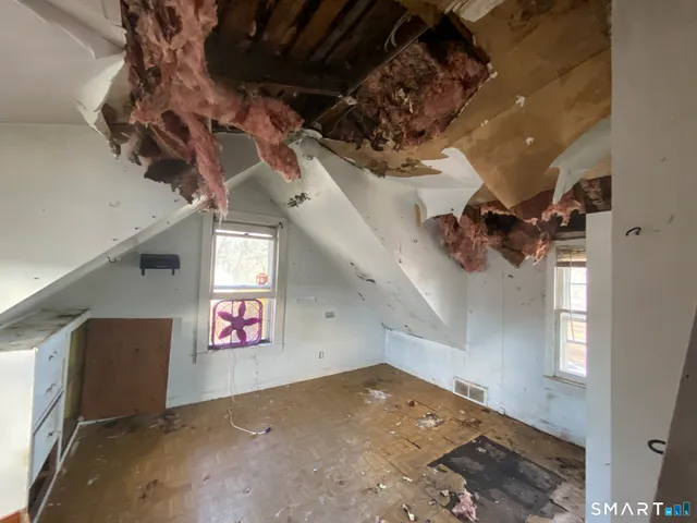 $109,900 | 18 Bryson Avenue, Seymour, CT 06483