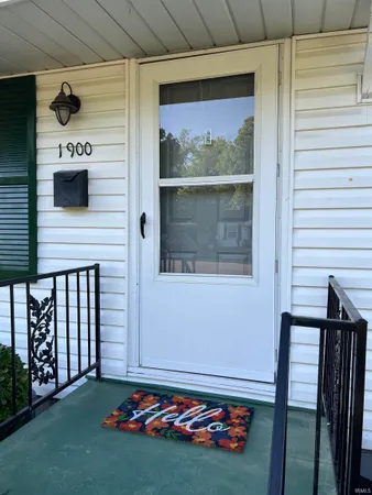 $129,900 | 1900 Cass Avenue, Evansville, IN 47714