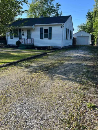 $129,900 | 1900 Cass Avenue, Evansville, IN 47714