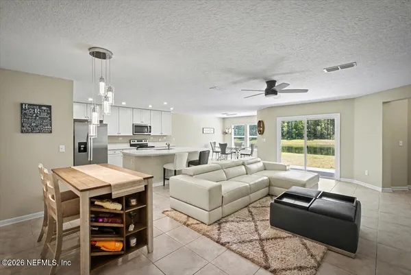 $2,750 | 4948 Big Pine Drive, Jacksonville, FL 32218