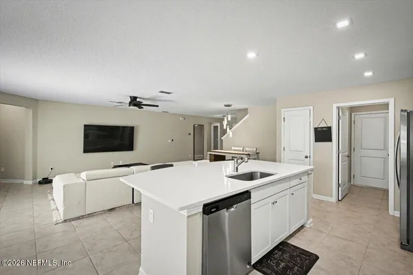 $2,750 | 4948 Big Pine Drive, Jacksonville, FL 32218