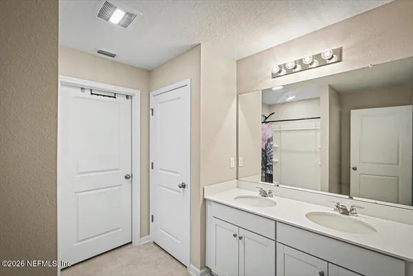 $2,750 | 4948 Big Pine Drive, Jacksonville, FL 32218