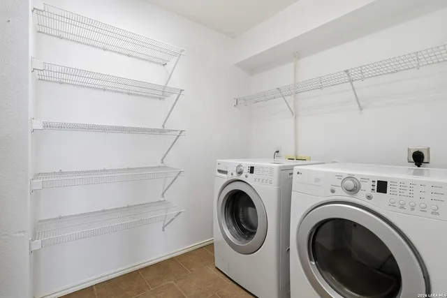 $1,800 | 15119 Cog Hill, Selma, TX 78154