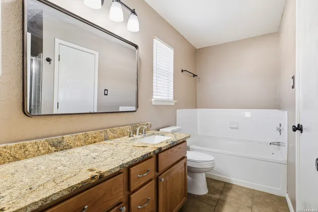 $1,800 | 15119 Cog Hill, Selma, TX 78154