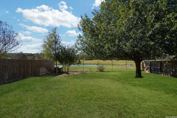 $1,600 | 15119 Cog Hill, Selma, TX 78154