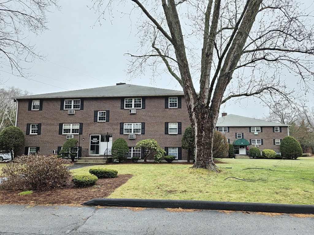 96 Richardson Road, Unit B21 Chelmsford, MA 01863 - Photo 1 of 12 Gallery Image 1