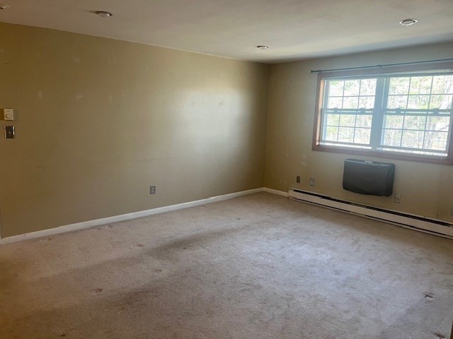 96 Richardson Road, Unit B21 Chelmsford, MA 01863 - Photo 5 of 12 Gallery Image 5