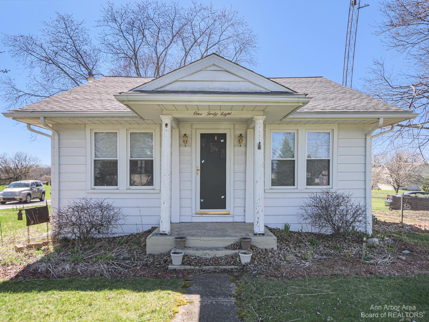148 South Harvey Road Jackson, MI 49201 - Photo 1 of 20 Photo 1