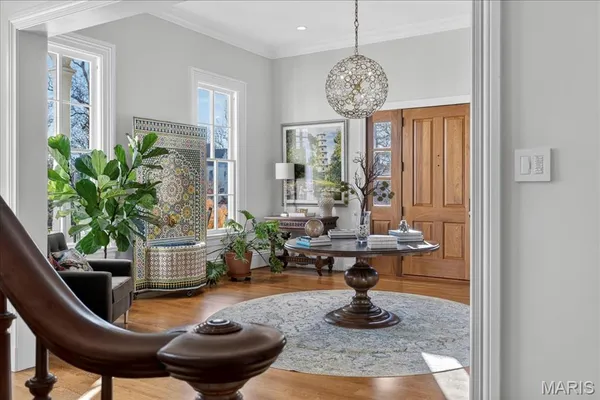 $3,995,000 | 306 East Jefferson Avenue, St. Louis, MO 63122