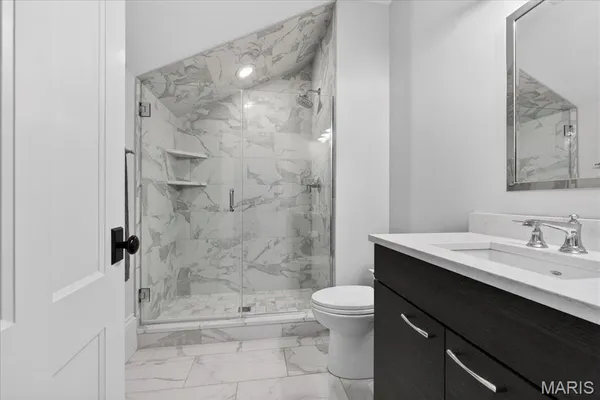 $3,995,000 | 306 East Jefferson Avenue, St. Louis, MO 63122