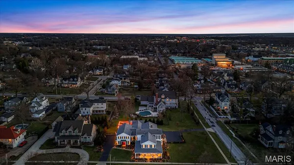 $3,995,000 | 306 East Jefferson Avenue, St. Louis, MO 63122