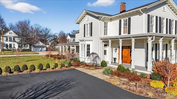 $3,995,000 | 306 East Jefferson Avenue, St. Louis, MO 63122