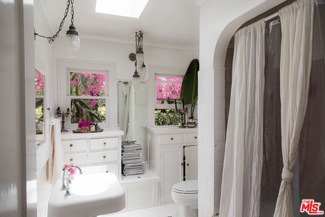 1515 Murray Circle Los Angeles, CA 90026 - Photo 26 of 40