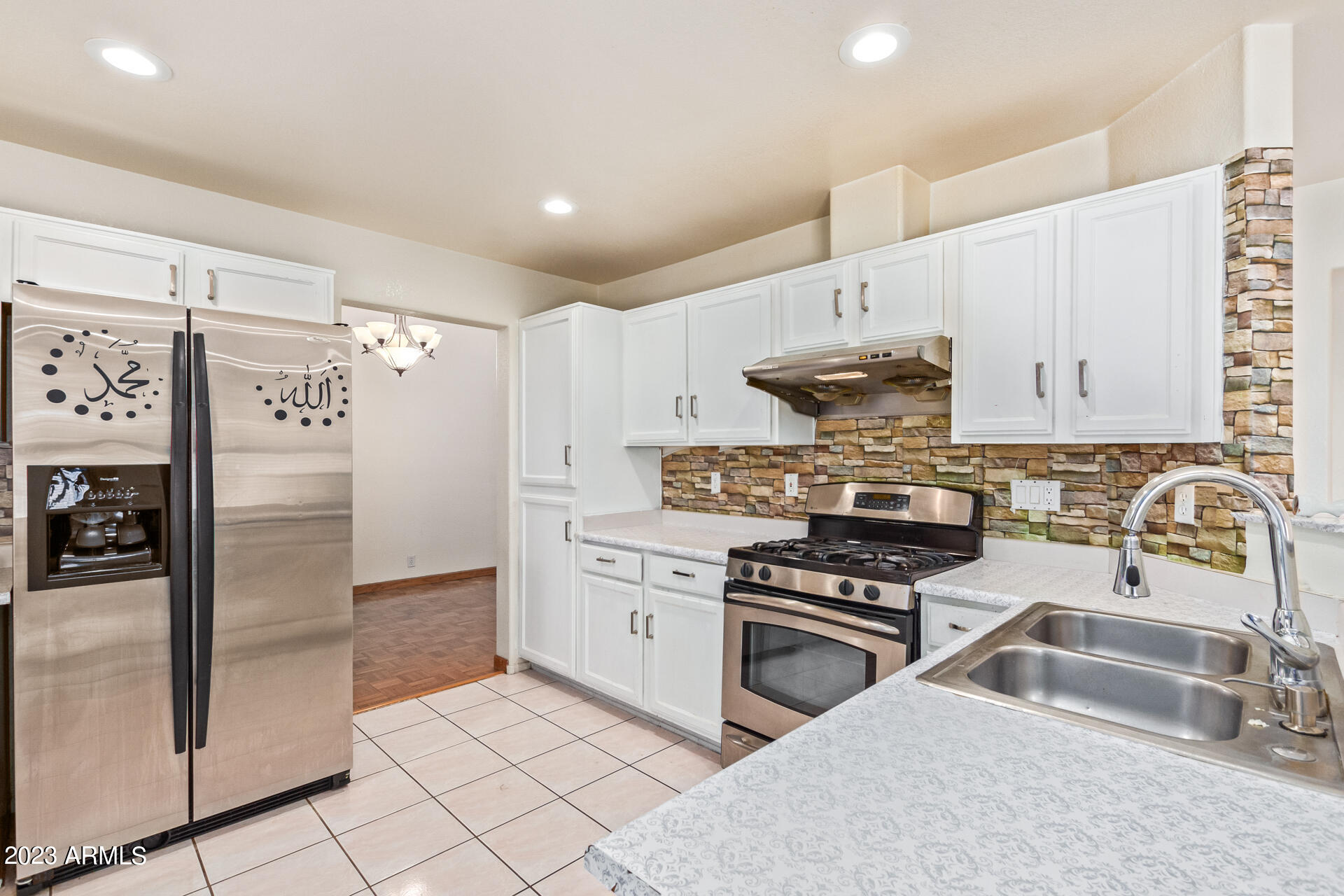 4137 West Charter Oak Road Phoenix, AZ 85029 - Photo 13 of 36 13 - Charter Oak