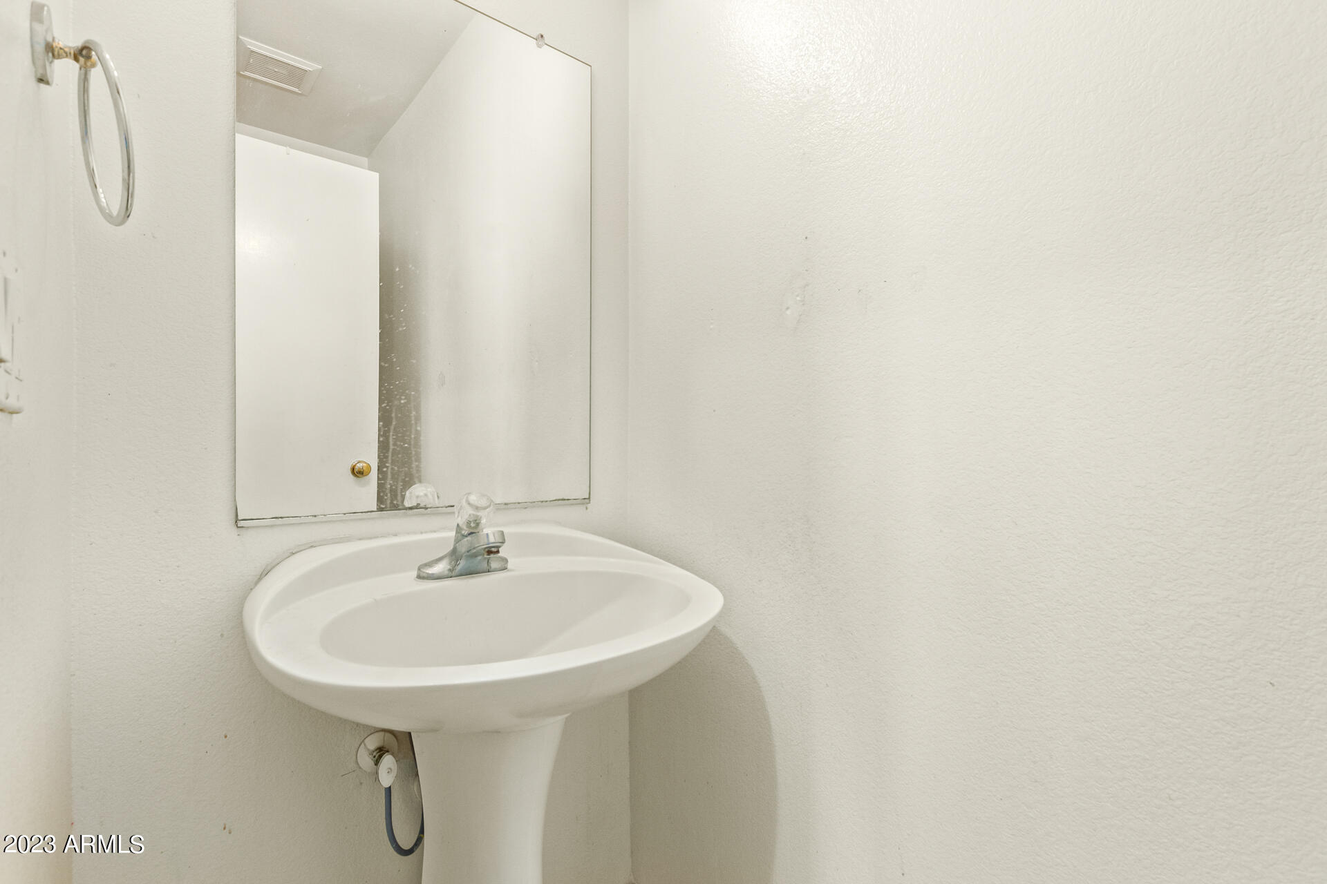 4137 West Charter Oak Road Phoenix, AZ 85029 - Photo 15 of 36 15 - Charter Oak