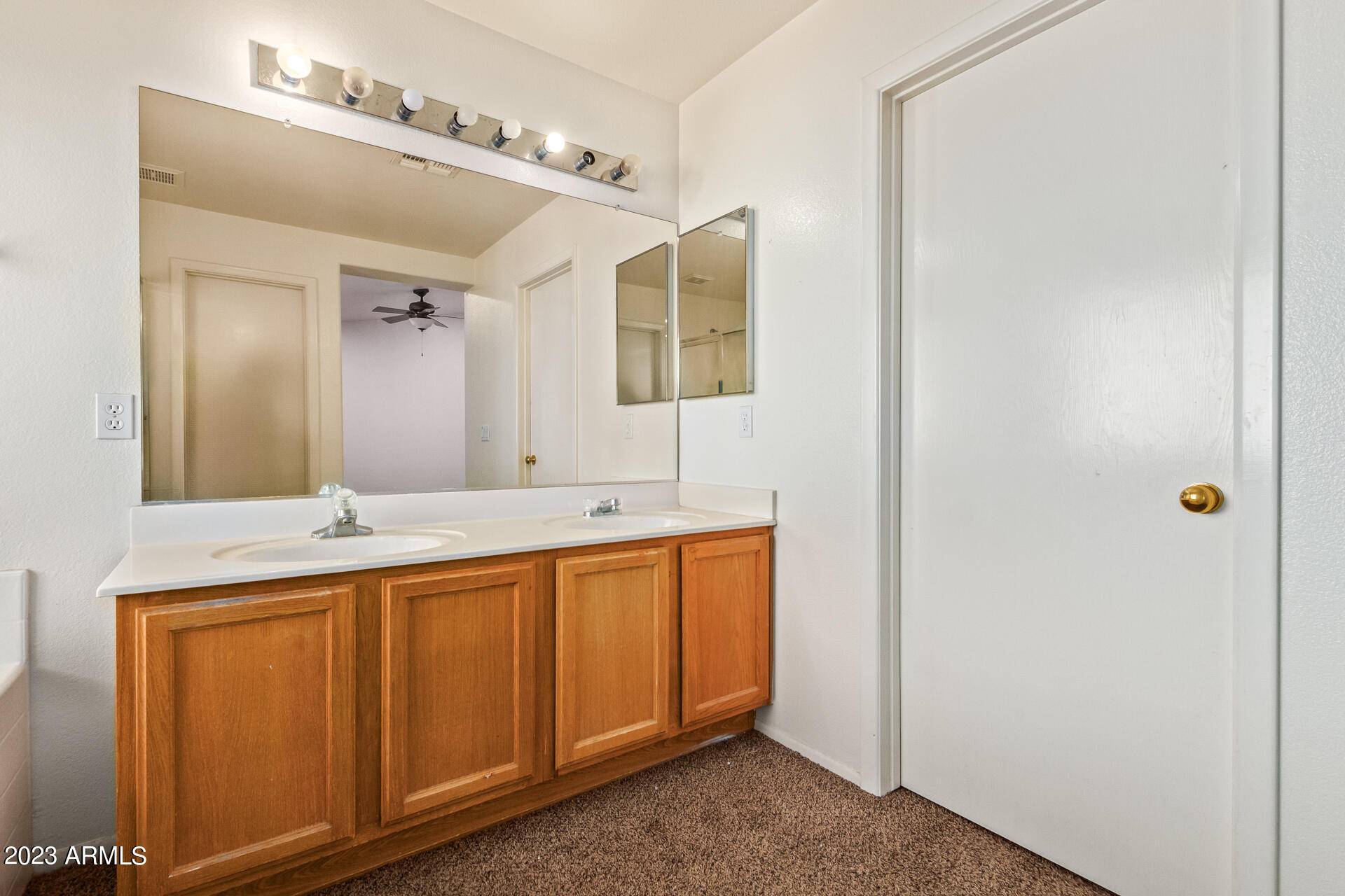 4137 West Charter Oak Road Phoenix, AZ 85029 - Photo 20 of 36 20 - Charter Oak