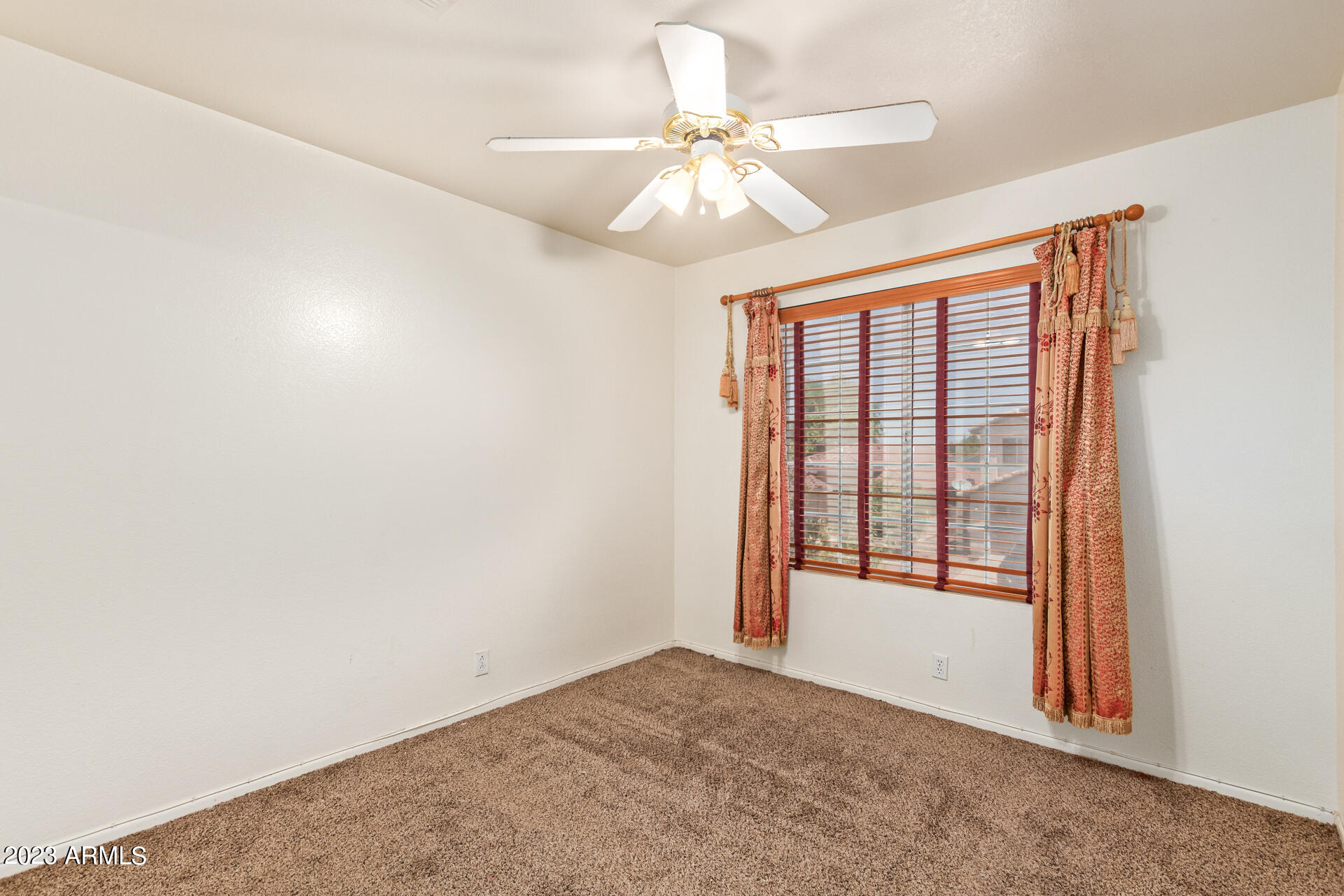 4137 West Charter Oak Road Phoenix, AZ 85029 - Photo 28 of 36 28 - Charter Oak