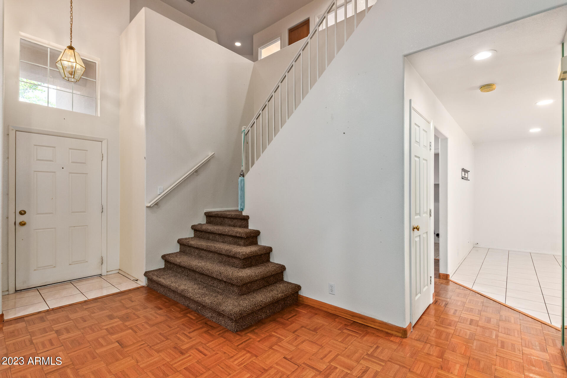 4137 West Charter Oak Road Phoenix, AZ 85029 - Photo 4 of 36 04 - Charter Oak