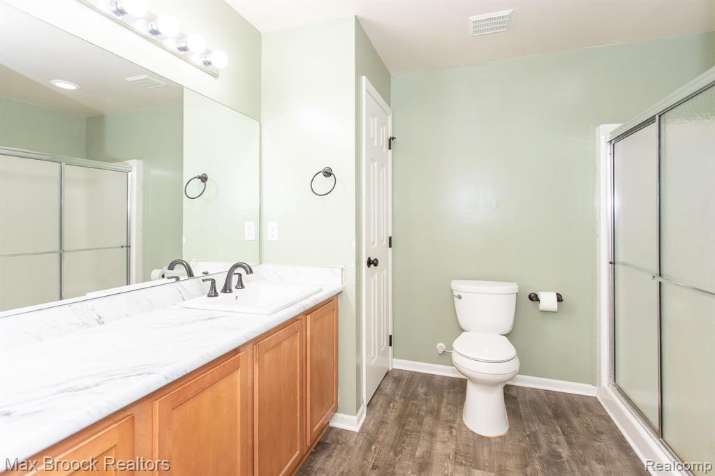 11732 Farmington Road Livonia, MI 48150 - Photo 26 of 37