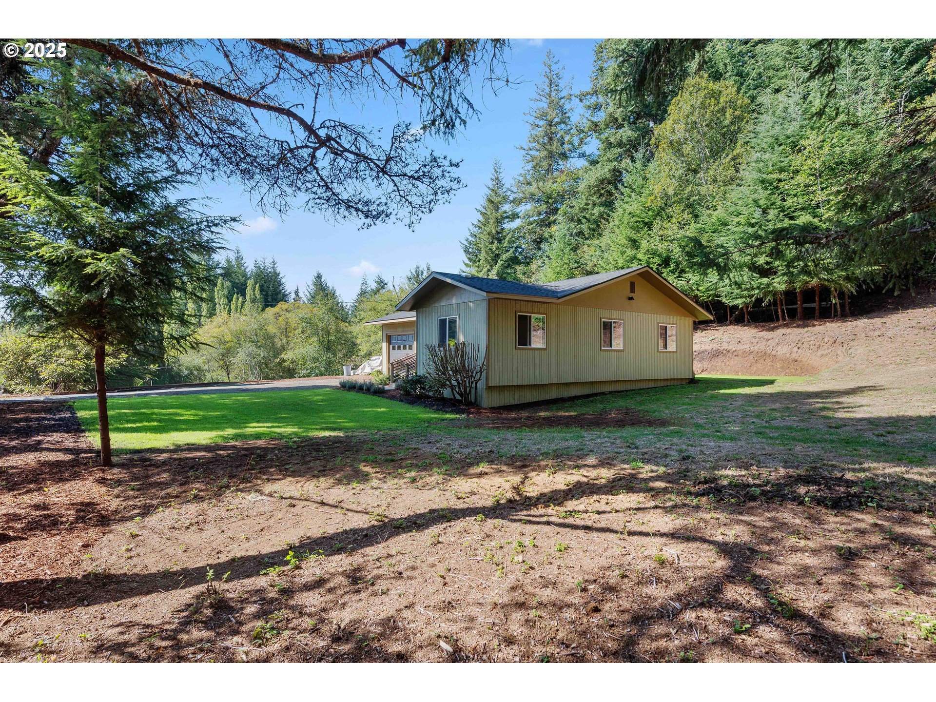 60422 Foxglove Road Coos Bay, OR 97420 - Photo 25 of 35