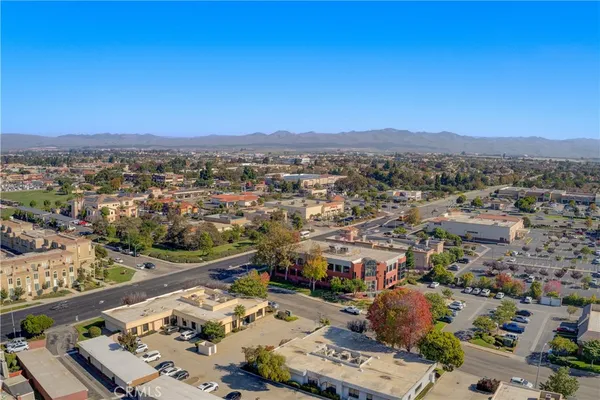 $317,500 | 2403 Country, Santa Maria, CA 93455