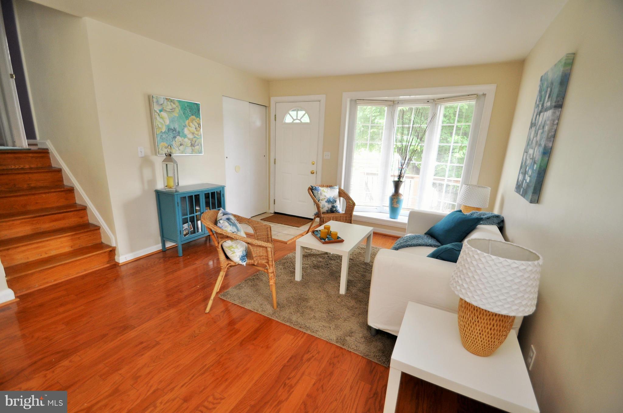 3402 Orbitan Road Baltimore, MD 21234 - Photo 9 of 26 Living Room