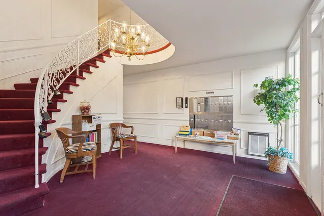 $194,500 | 3001 West Heritage Drive, Unit 106, Joliet, IL 60435