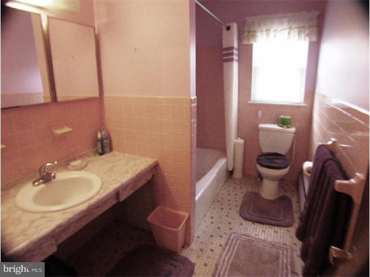 204 James Road Broomall, PA 19008 - Photo 14 of 21 Gallery Image 14