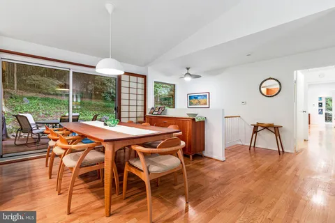 $1,495,000 | 8004 Park Overlook Drive, Bethesda, MD 20817