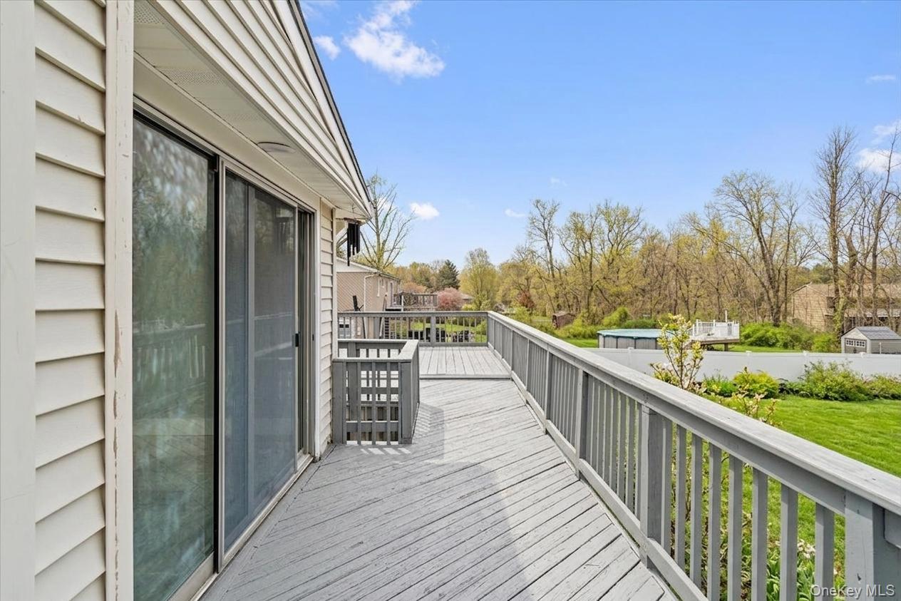 96 Fairmont Road Mahopac, NY 10541 - Photo 29 of 34 Expansive outdoor deck featuring wood-finish flooring and a full railing system