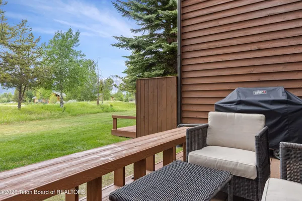 $1,795,000 | 330 Sagebrush Drive, Unit 125E, Jackson, WY 83001