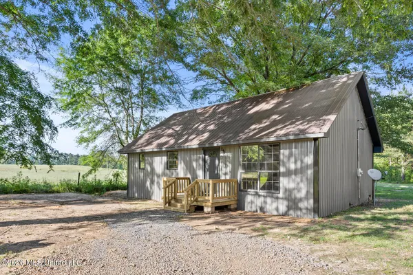 $184,900 | 420 Risher Road, Carthage, MS 39051