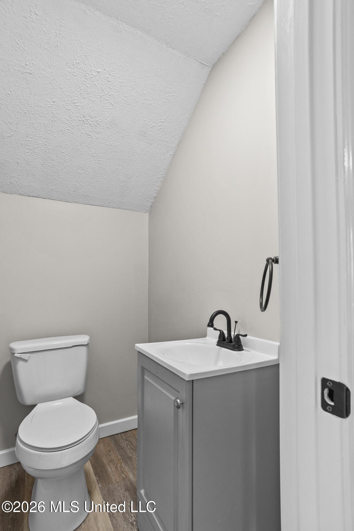 420 Risher Road Carthage, MS 39051 - Photo 17 of 37 Half bath under stairs