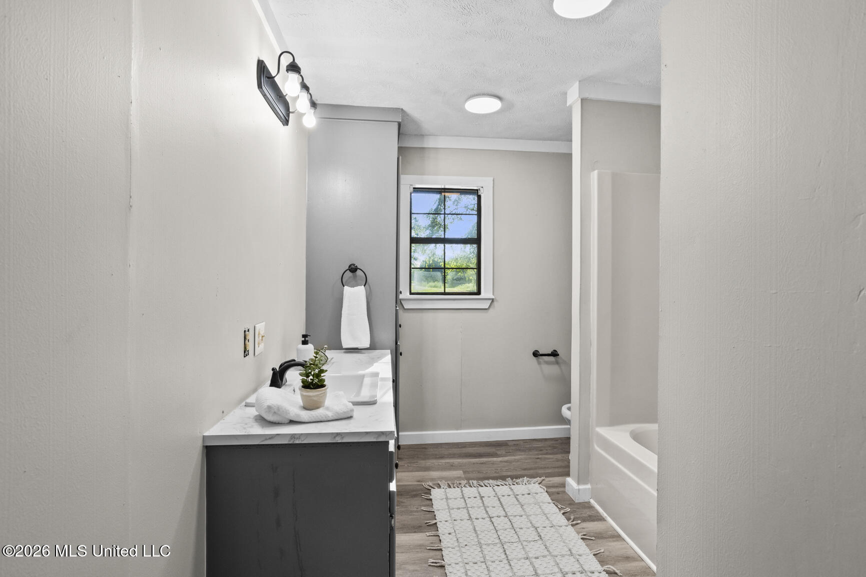 420 Risher Road Carthage, MS 39051 - Photo 21 of 37 Primary bathroom
