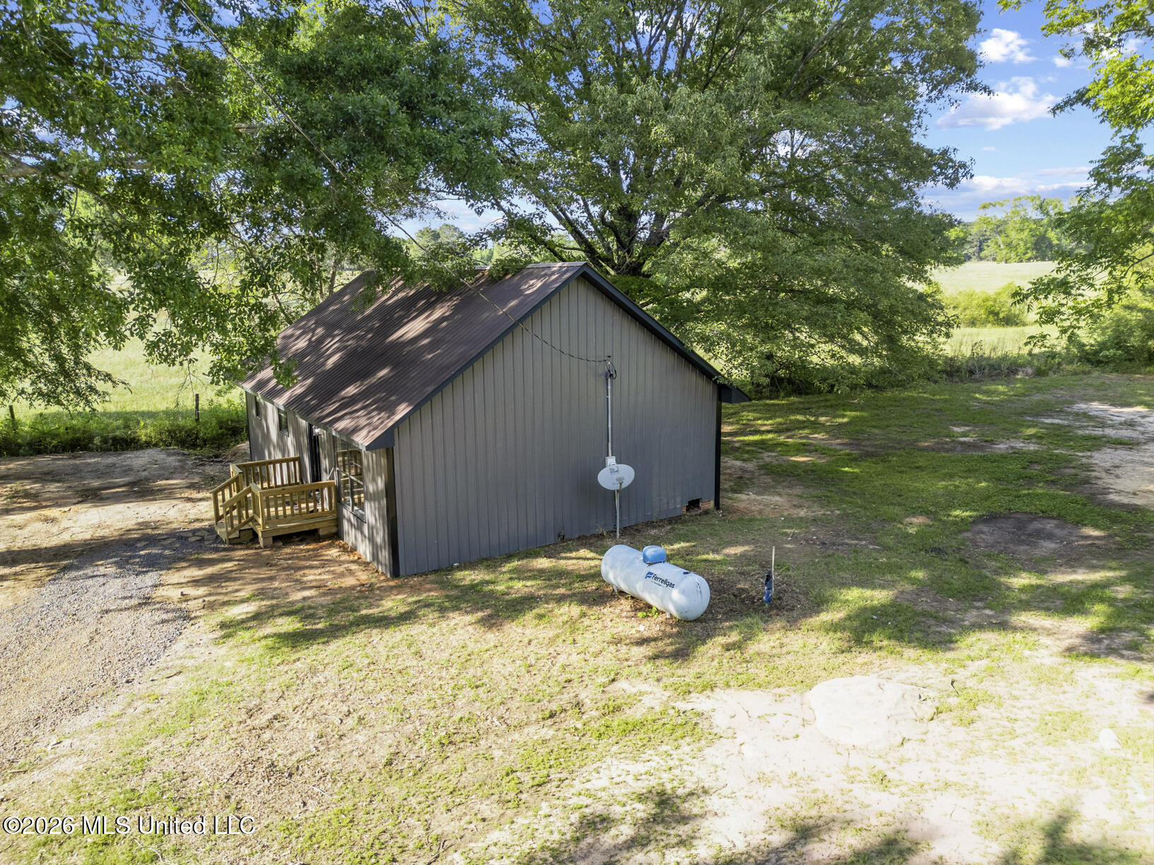 420 Risher Road Carthage, MS 39051 - Photo 31 of 37 420 Risher drone-8