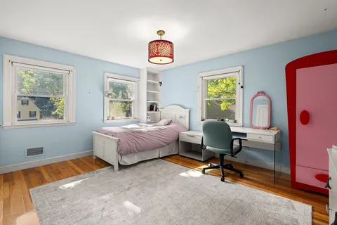 $1,500,000 | 44 Windemere Road, Wellesley, MA 02481
