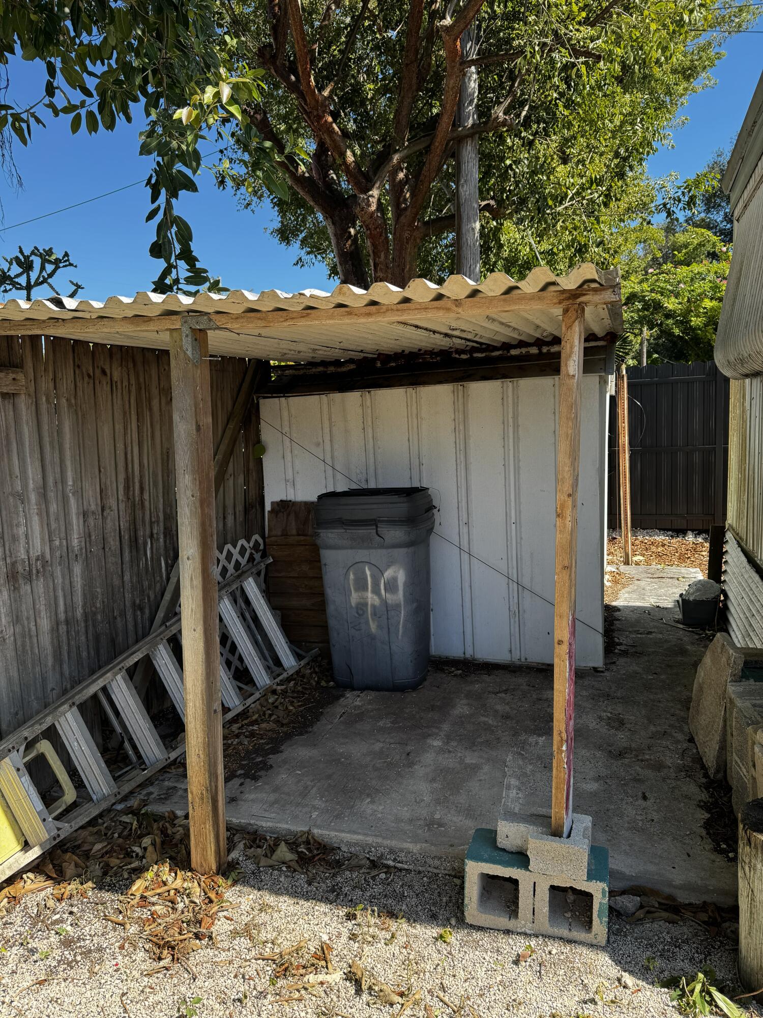 49 1st Court Key Largo, FL 33037 - Photo 31 of 36 Storage 49