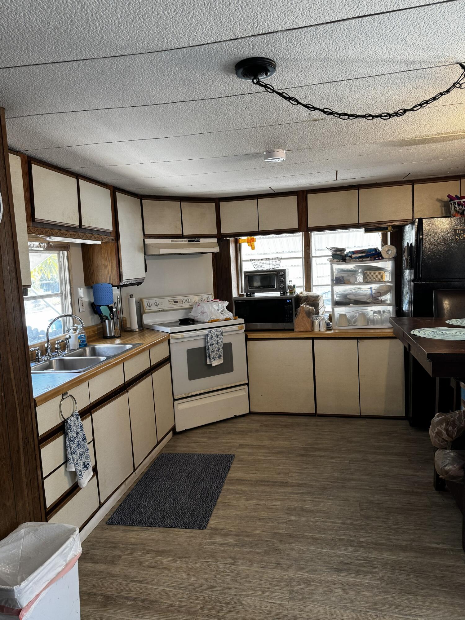 49 1st Court Key Largo, FL 33037 - Photo 4 of 36 Kitchen 2 49