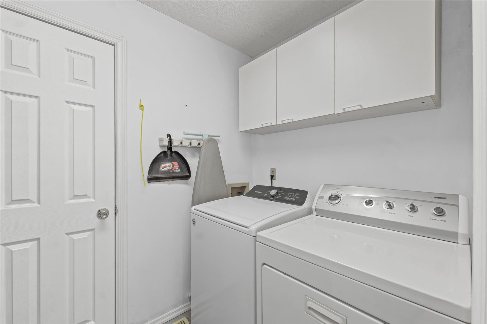 502 Ridge Road Philo, IL 61864 - Photo 12 of 28 a utility room with dryer and washer