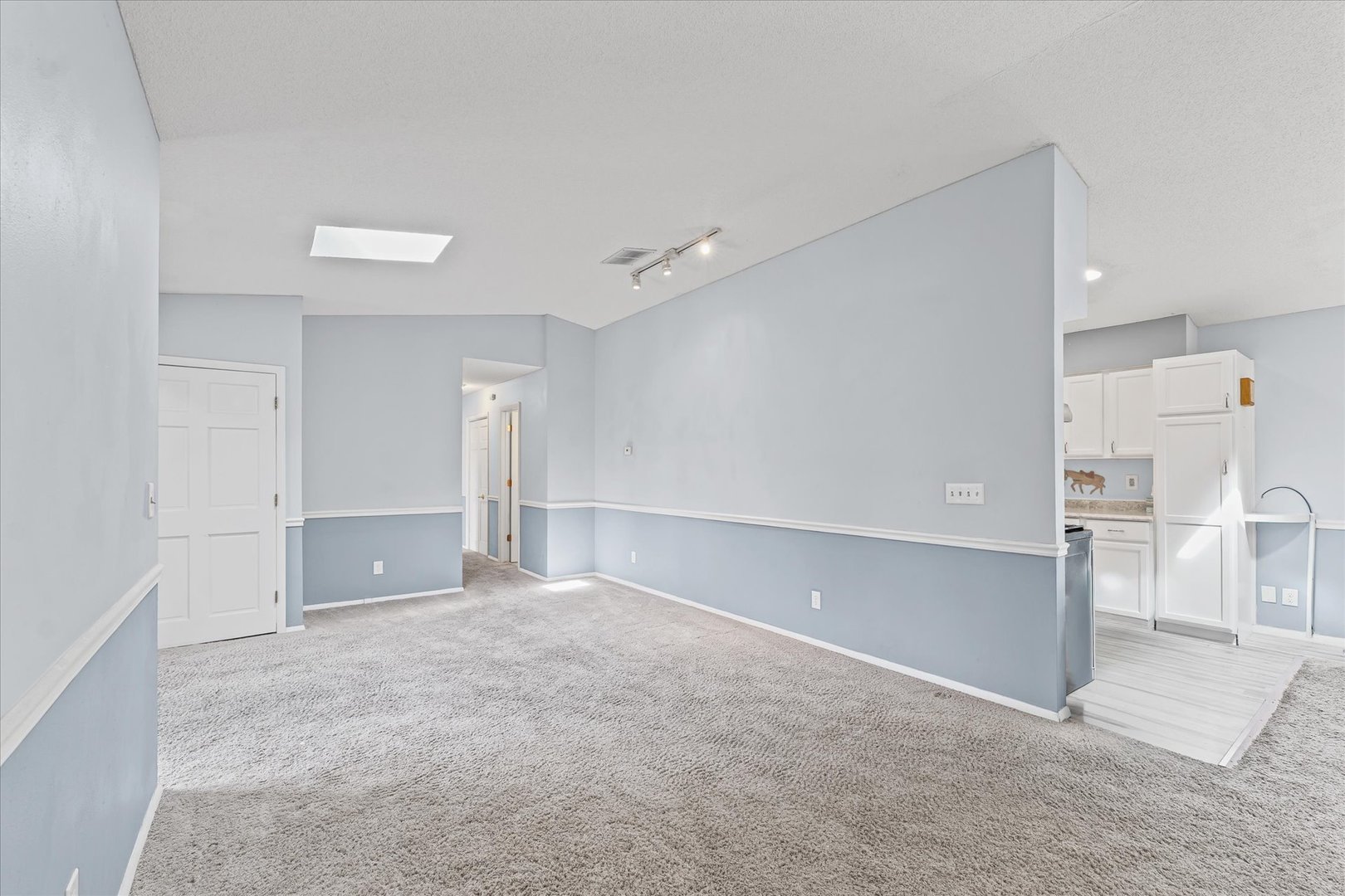 502 Ridge Road Philo, IL 61864 - Photo 6 of 28