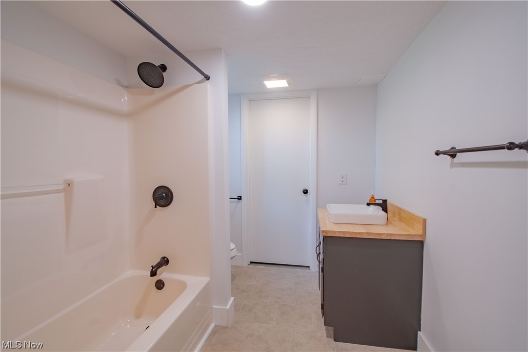 3231 Blake Road Wadsworth, OH 44281 - Photo 31 of 34